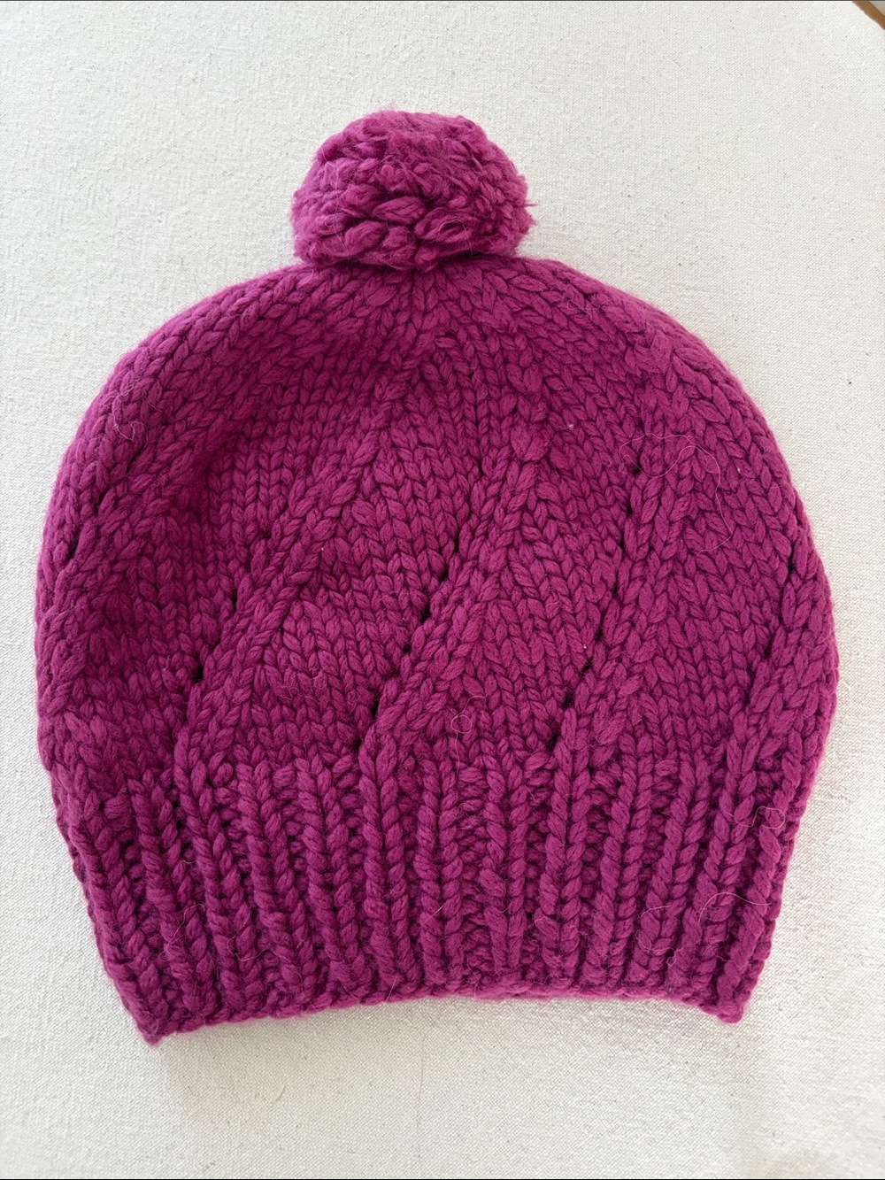 Women Pom Knit Slouchy Beanie - Magenta